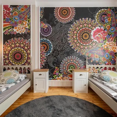 Artilcious Two Bedroom Park View