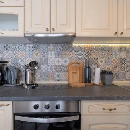 Artilcious Two Bedroom Park View