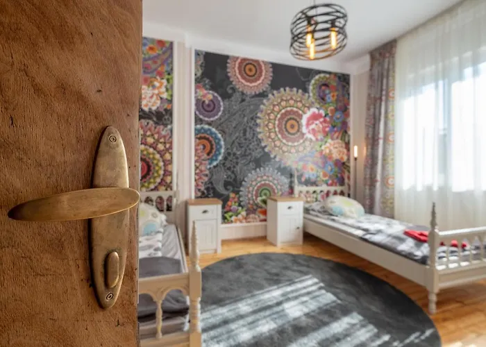 Artilcious Two Bedroom Park View Sofia