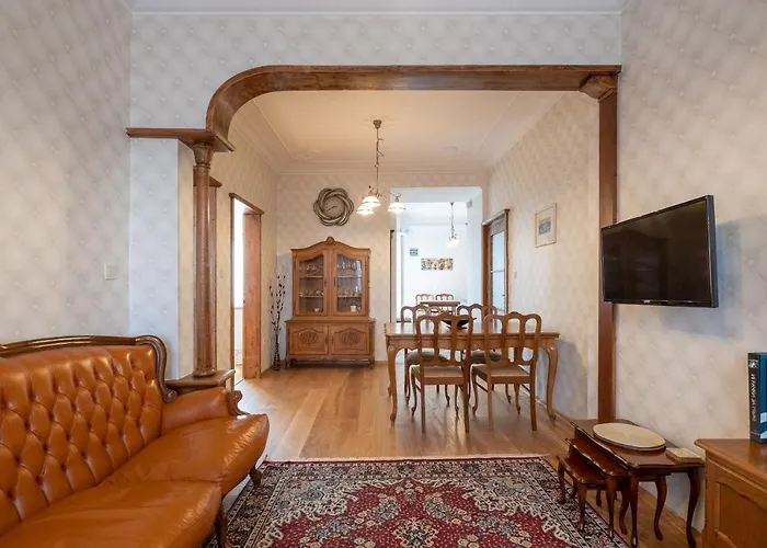 Artilcious Two Bedroom Park View アパート